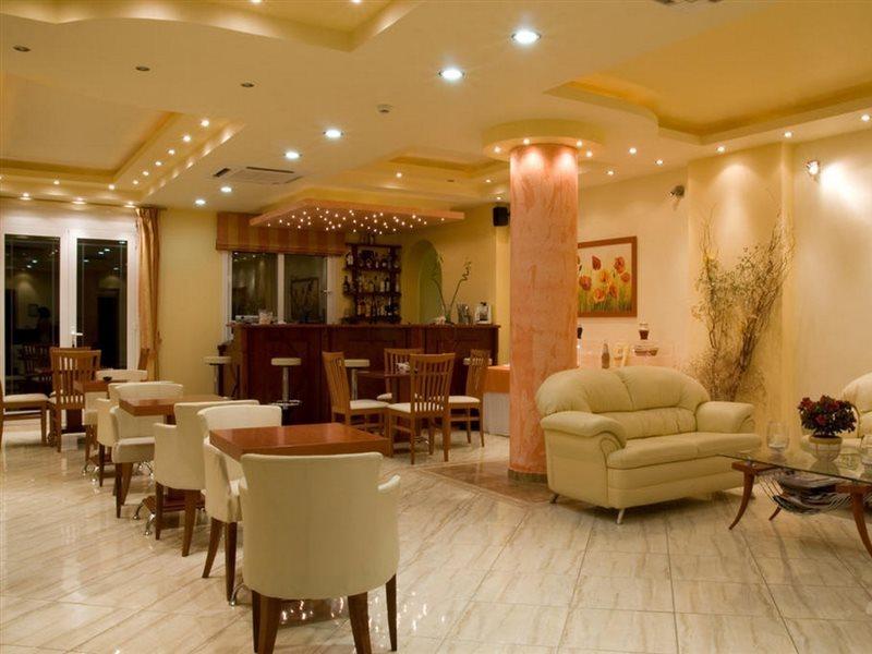 Lazaratos Hotel Kouvalata Kültér fotó