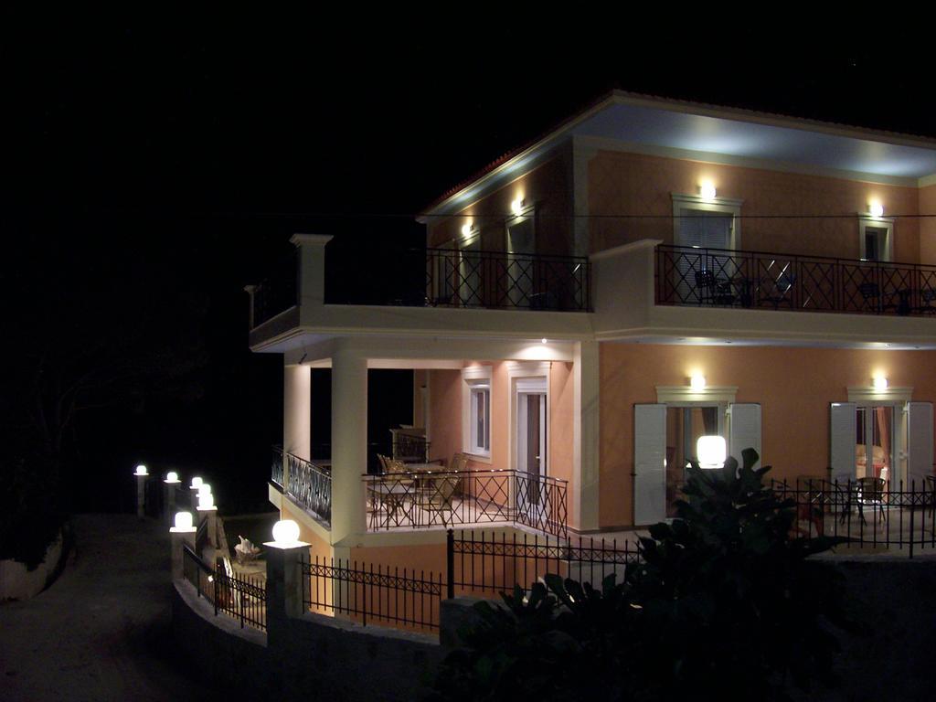 Lazaratos Hotel Kouvalata Kültér fotó
