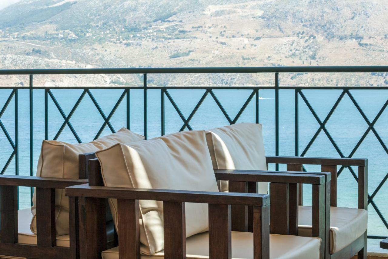 Lazaratos Hotel Kouvalata Kültér fotó